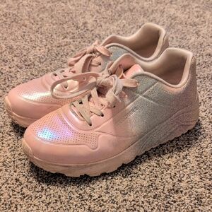 Skechers Pink Iridescent Girls' Sneakers Size 5Y